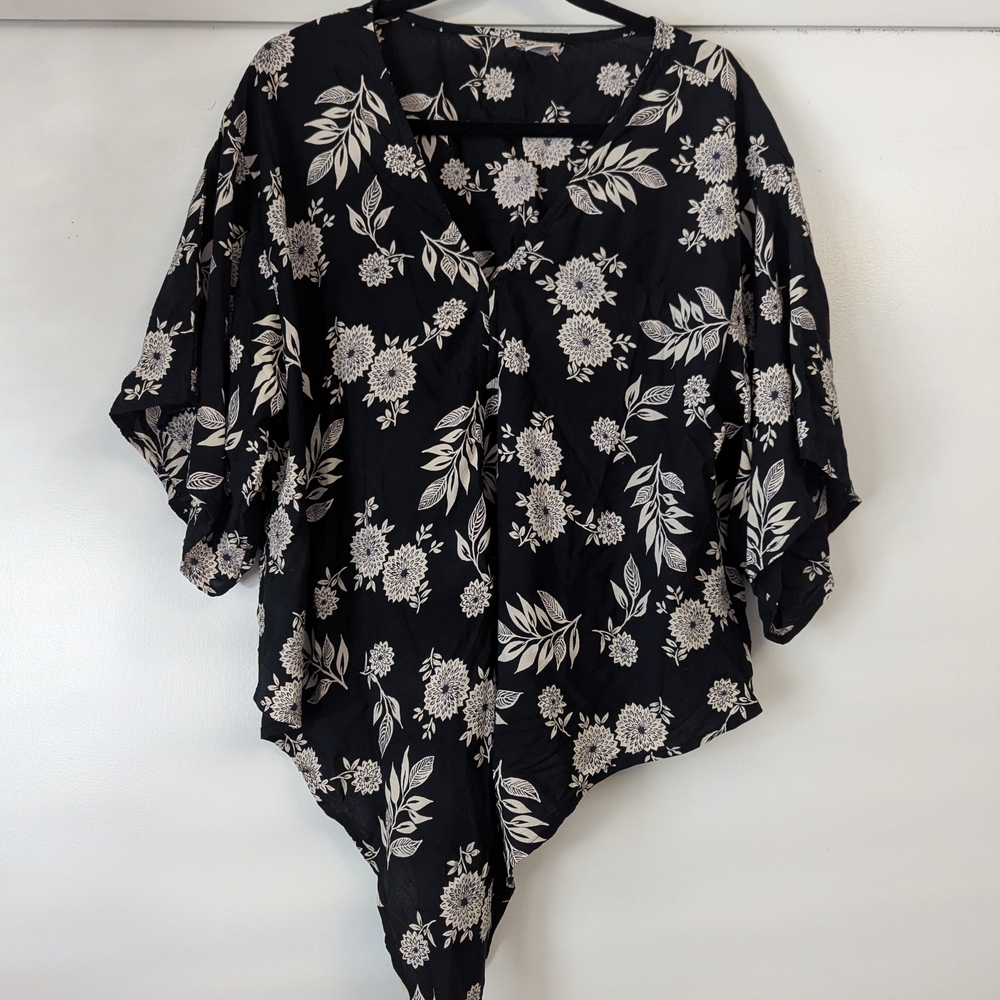 Elegant Black and Cream Floral Women's Blouse